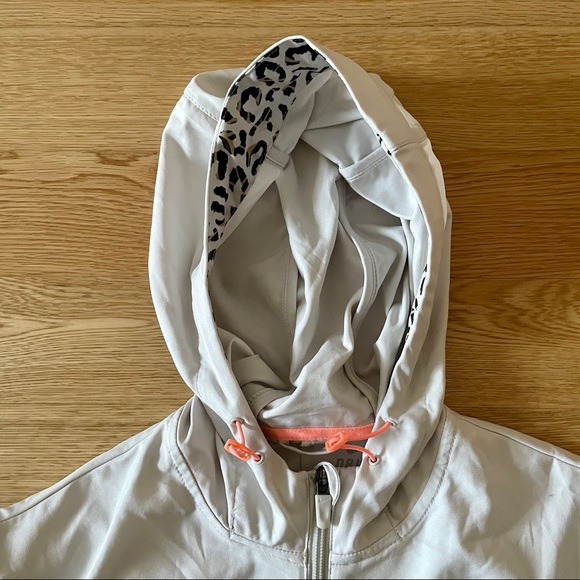 Nike Dri-fit Leopard Print Hooded Jacket - Picture 3 of 6